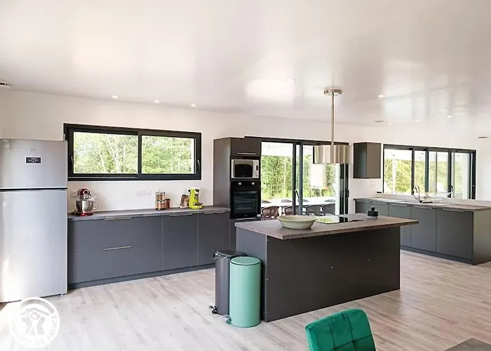 Le Perron De St Cirq